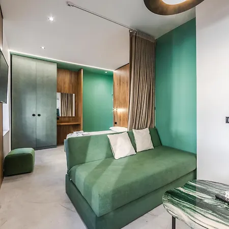 Warm Corner Comfort By Pikhost アパート ティラナ