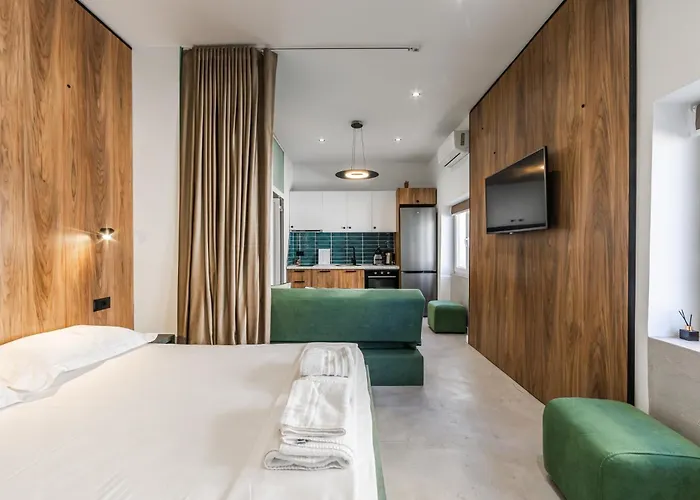 Warm Corner Comfort By Pikhost